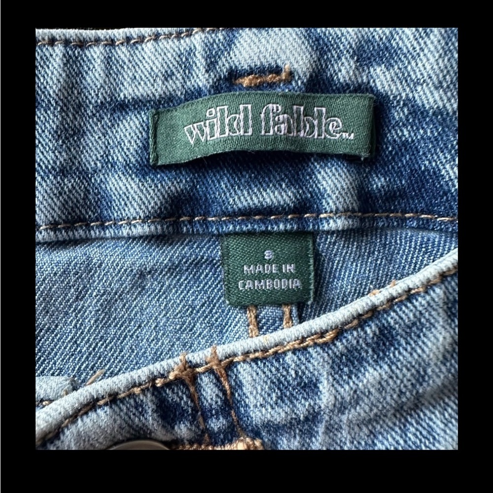 Wild Fable Womens Shorts Size 8 Denim Blue Shortie Mini Festival Grunge Retro - Picture 2 of 5